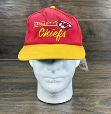 Vintage Kansas City Chiefs Hat Cap Snapback Red NFL American Needle NWT
