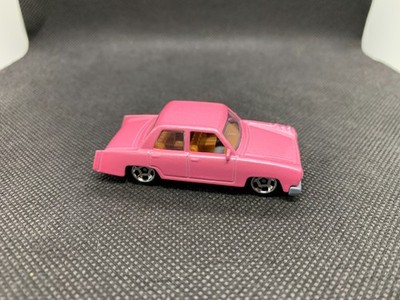 Hot Wheels - The Simpsons Family Car Pink 2026 - NEUWERTIG LOSE - Diecast - 1:64