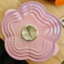 Brand New le Creuset Flower Cast Iron Pot Rare Mauve Pink 20CM