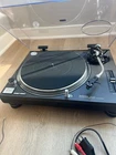 Technics Quartz Direct Drive Turntable System SL-1210MK2