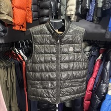 Size 3 (M) - Mens Moncler GUI Down Vest Gilet khaki 