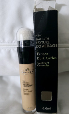 Corrector De Ojos, Liquido, De Larga Duración, Para Ojeras Y Imperfecciones. 