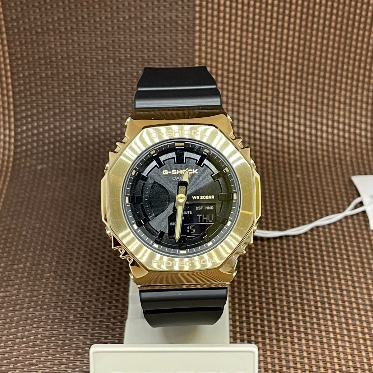 Casio G-Shock GM-S2100GB-1A Gold Tone Black Analog Digital Casio G-Shock GM-S2100GB-1A Gold Tone Black Analog Digital