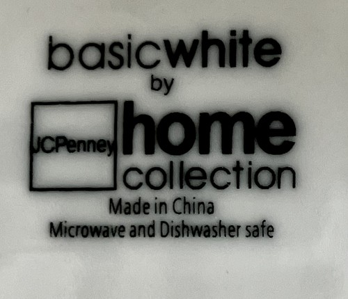 Basic White JCPenney Serving Bowl 17” x 11-3/4” x 2-3/4”Excellent Used Condition - Picture 6 of 6