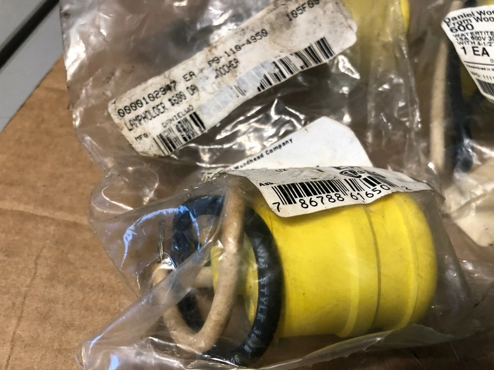 Daniel Woodhead, Watertite Pigtail Socket, #600 - Image 2 of 4