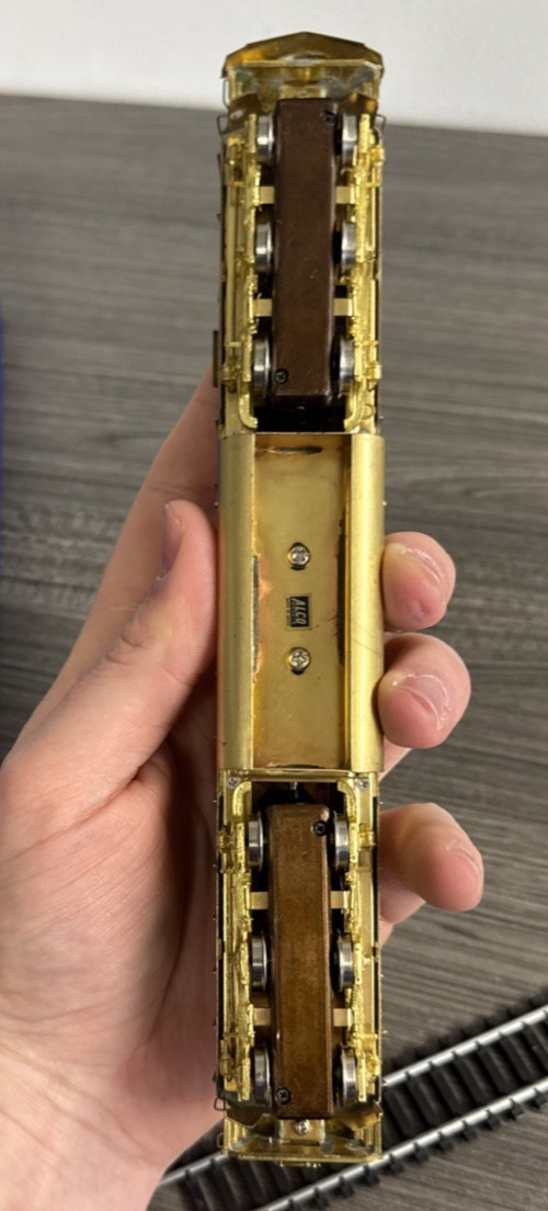 ALCO Models HO Brass #D-170 E.M.D. SD-40-2 HI Hood - Unpainted, Tested & NOS!