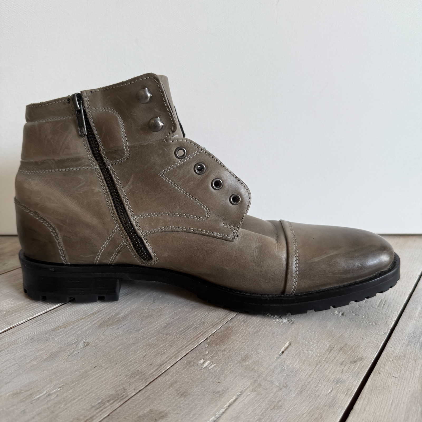 SAOLA GBX Chelsea Stivali Pelle Caviglia Uomo Tg 10 Grigio Taupe 091508 Moto Lug Suola NUOVI