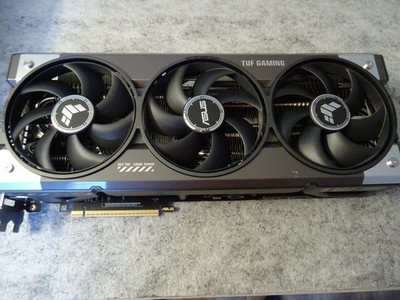 Grafikkarte ASUS TUF Gaming GeForce RTX 5080 OC 16GB GDDR7, 2x HDMI, 3x DP