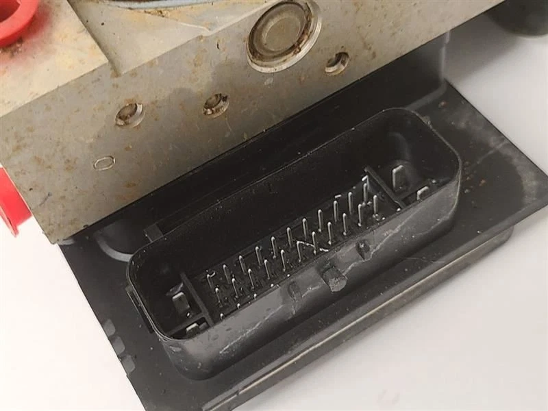 09 2010 2011 2012 13 GMC Sierra 1500 5.3L 4X4 Anti Lock Brake ABS Pump 20896914 - Image 3 of 4