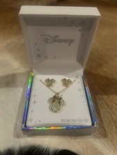 Disney gold Minnie Mouse necklace and earring set in sterling silver