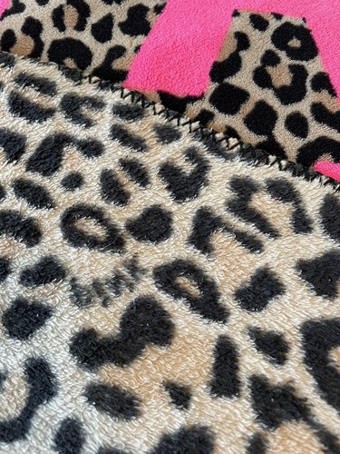 VINTAGE Victorias Secret Pink Stadium Blanket Throw Leopard Let’s Party RARE - Picture 10 of 12