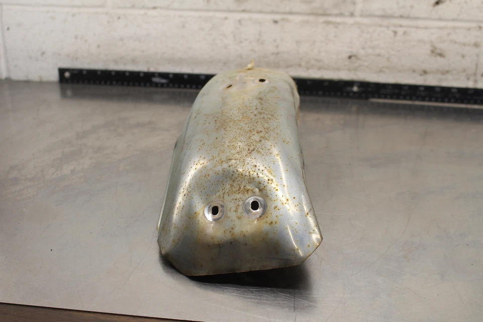 Suzuki GT185 1975 Adventurer guardabarros trasero cubierta carenado X849 Foto 3 de 4