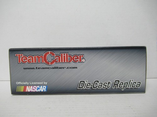 2006 Team Caliber Pit Stop Michael Waltrip #55 NAPA (a) - Picture 5 of 7
