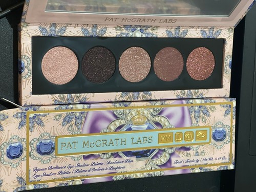 Pat McGrath Bijoux Brilliance Eye Shadow Palette - BORDEAUX BLISS - Free Post - Picture 9 of 9