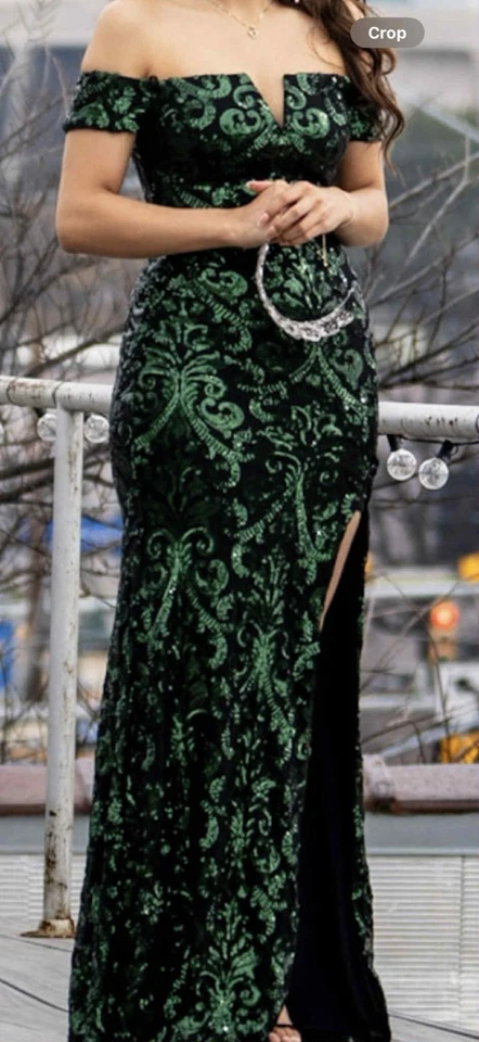Size 0/2 Formal SEQUIN Gown, Dark Forest Green, Used In Fiesta SA PARADE - Image 2 of 2