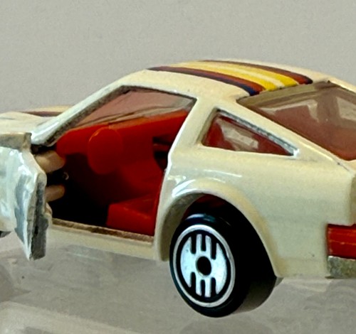 VINTAGE~Mattel Hot Wheels (1984) "Getty" Nissan 300ZX ~Collectible~ *Excellent* - Picture 18 of 20