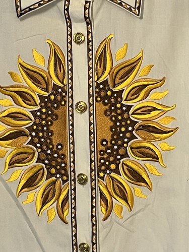 Women’s Bob Mackie Sunflower Embroidered L/S Sz M Sample Shirt - New - Picture 2 of 4