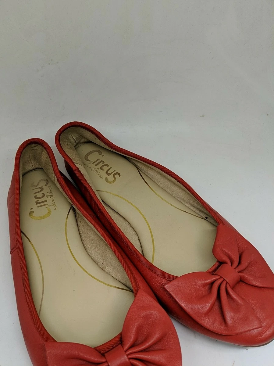 Circus by sam edelman clover hotsell flat sandals