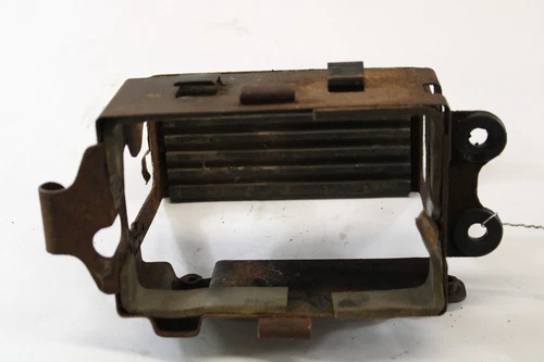 HOLDER, BATTERY