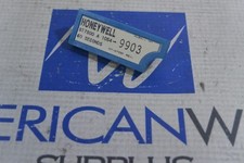 HONEYWELL ST7800 A 1054 9903  60   SECOND purge Timer  Burner Control