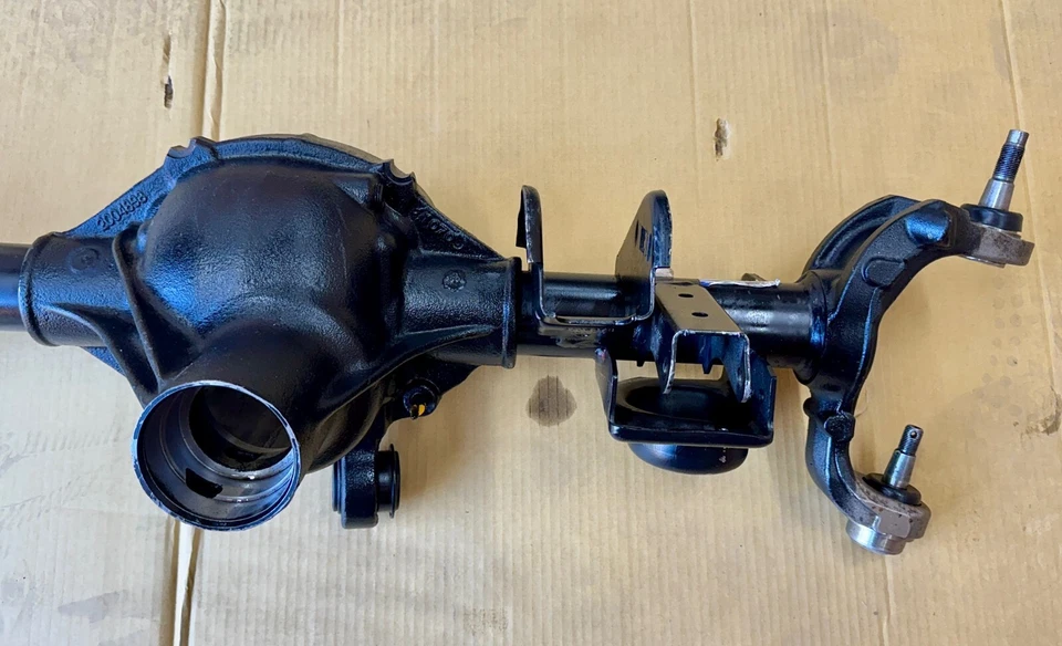 New Mopar 68004069AC 07-15 Jeep Wrangler Axle Housing W/ Ball Joints. Never used - Image 3 of 4