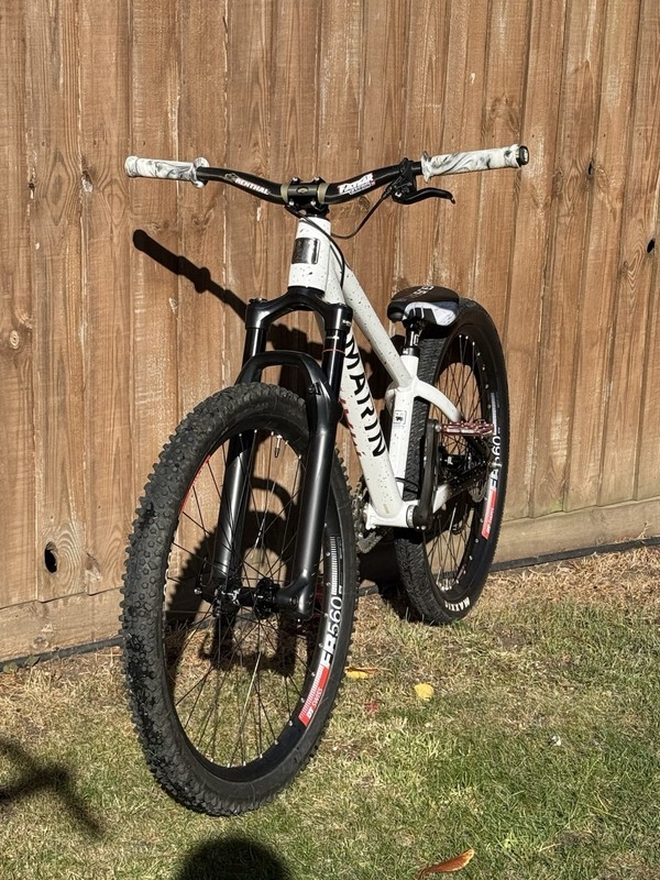 Marin Alcatraz Dirt Jumper 26" CUSTOM BUILT.