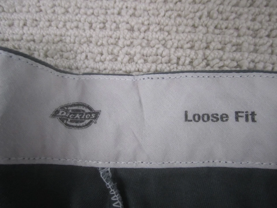 Dickies Shorts Mens 40 Gray Chino Casual w/Pockets Flat Front Loose Fit - Image 4 of 4