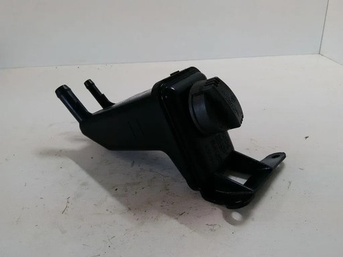 AUDI A4 8E2, B6 Behälter Servolenkungspumpe 8E0422373 2.00 Petrol 2004 31332559