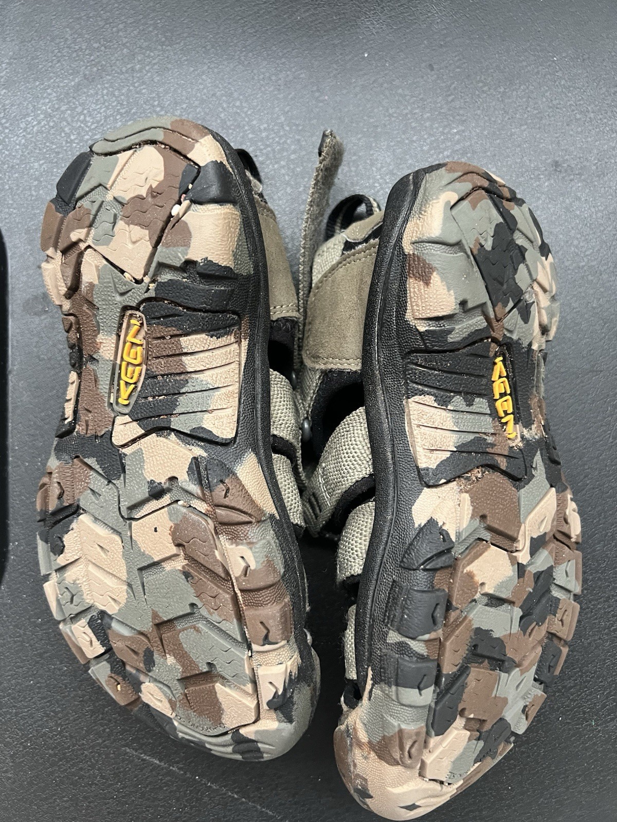 Sandali Keen taglia giovani bambini 2 Newport H2 sportivi impermeabili verdi mimetici C1