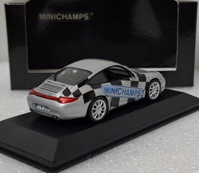 8) Porsche 911 997 Carrera 4S 2008 Car Show IAA 2009 Silver