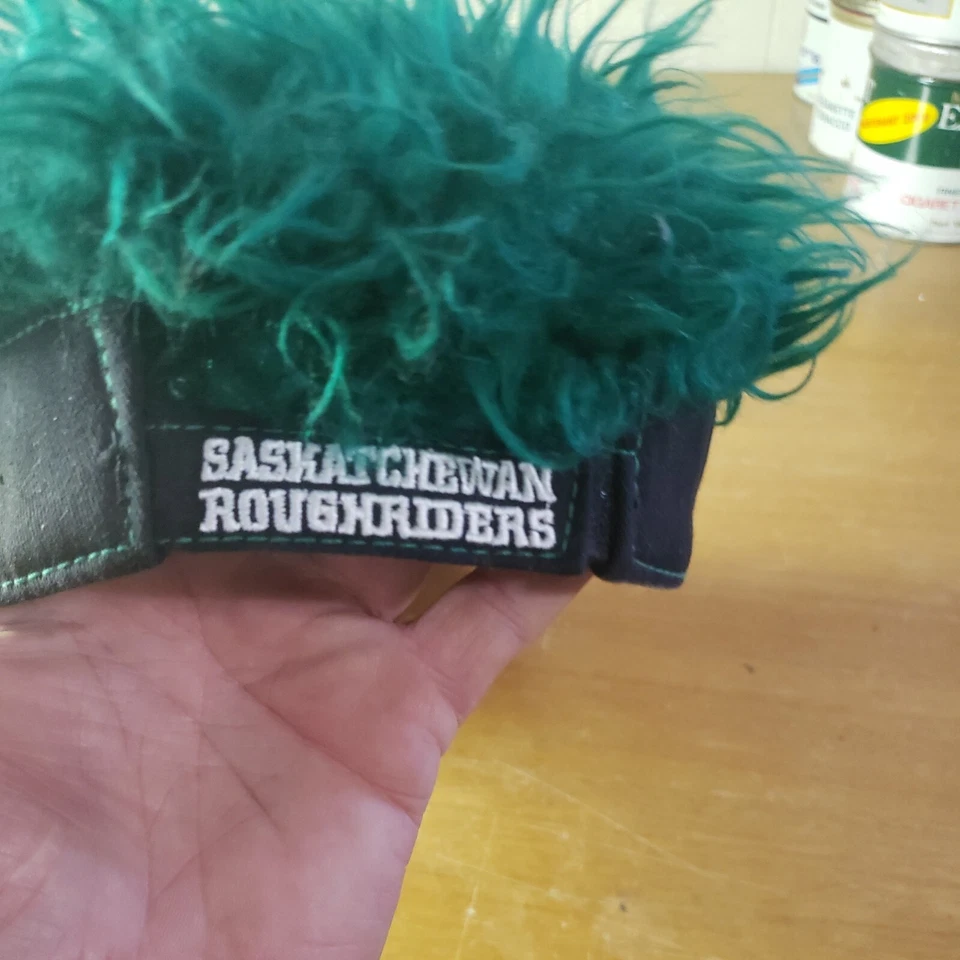 Sombrero Saskatchewan Roughriders (NECESITA TENER SOMBRERO) Foto 4 de 4
