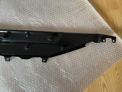 BMW 5 Series F10 F11 Upper Radiator Support Cover OEM 51647200689  