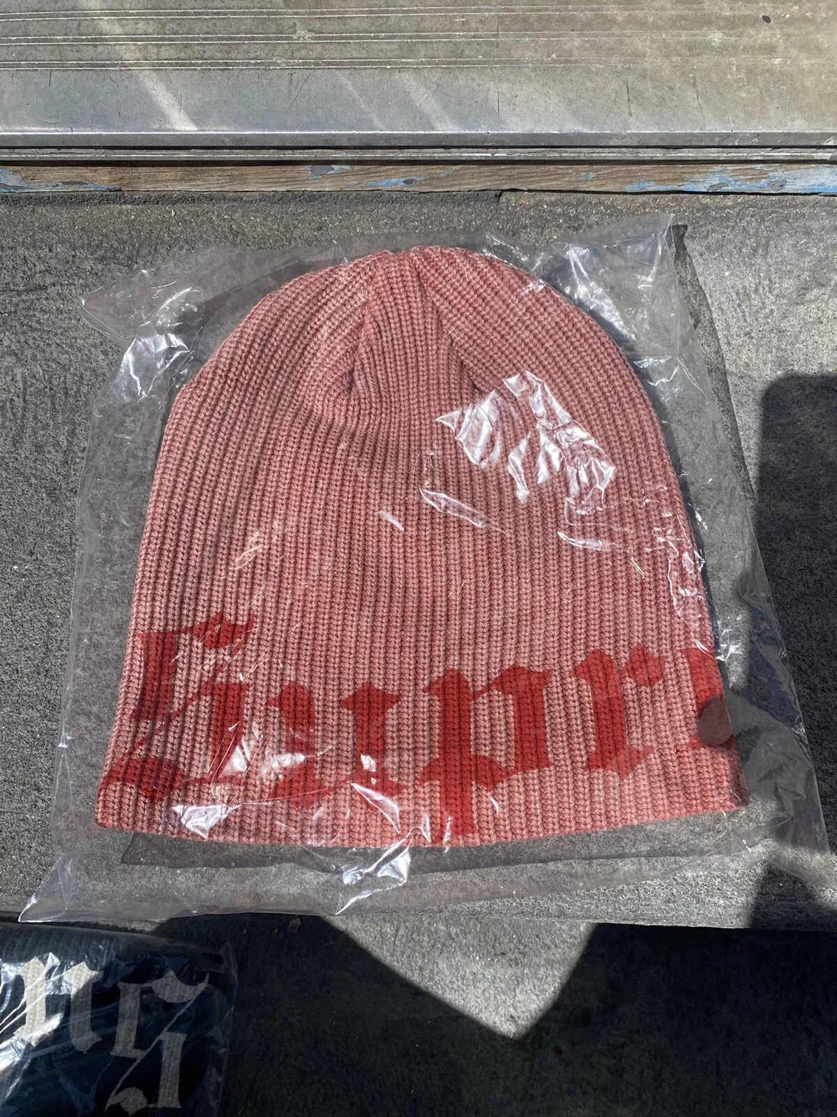Bonnet rouge imprimé ancien anglais Suprême