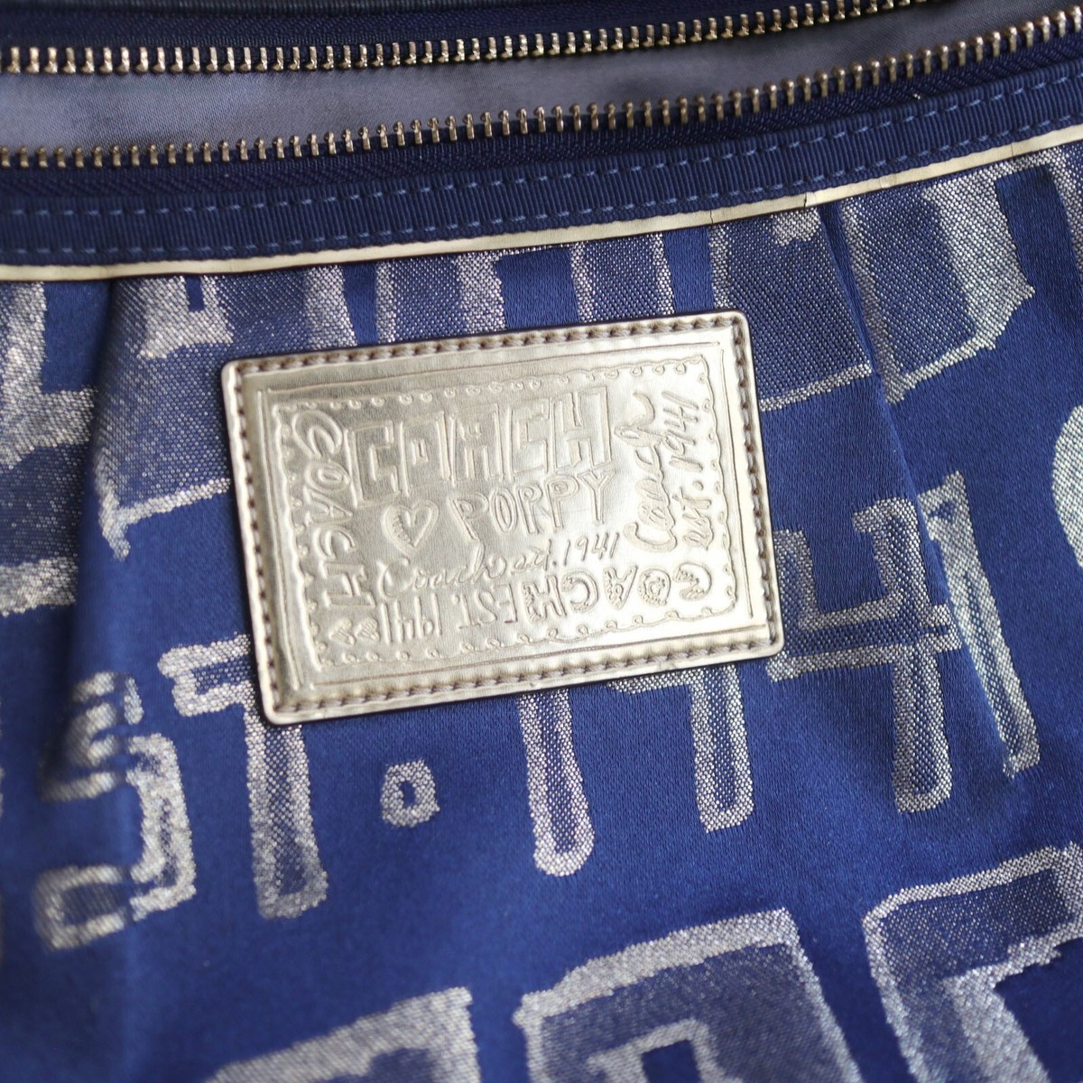 RARE Vintage Coach Navy & Gold #D1067-15301 Poppy Story
