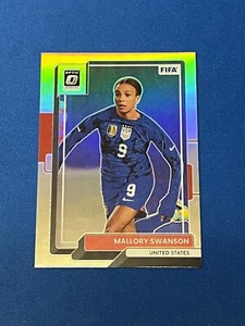 2022-23 Panini Donruss Soccer Optic Silver Prizm Parallel of Mallory Swanson!!
