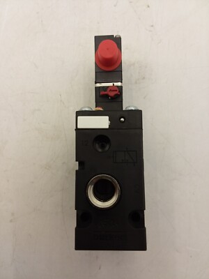 BURKERT 6516 C5/16 PNEUMATIC SOLENOID VALVE  24VDC 1/4'' NPT 115 PSI NNB
