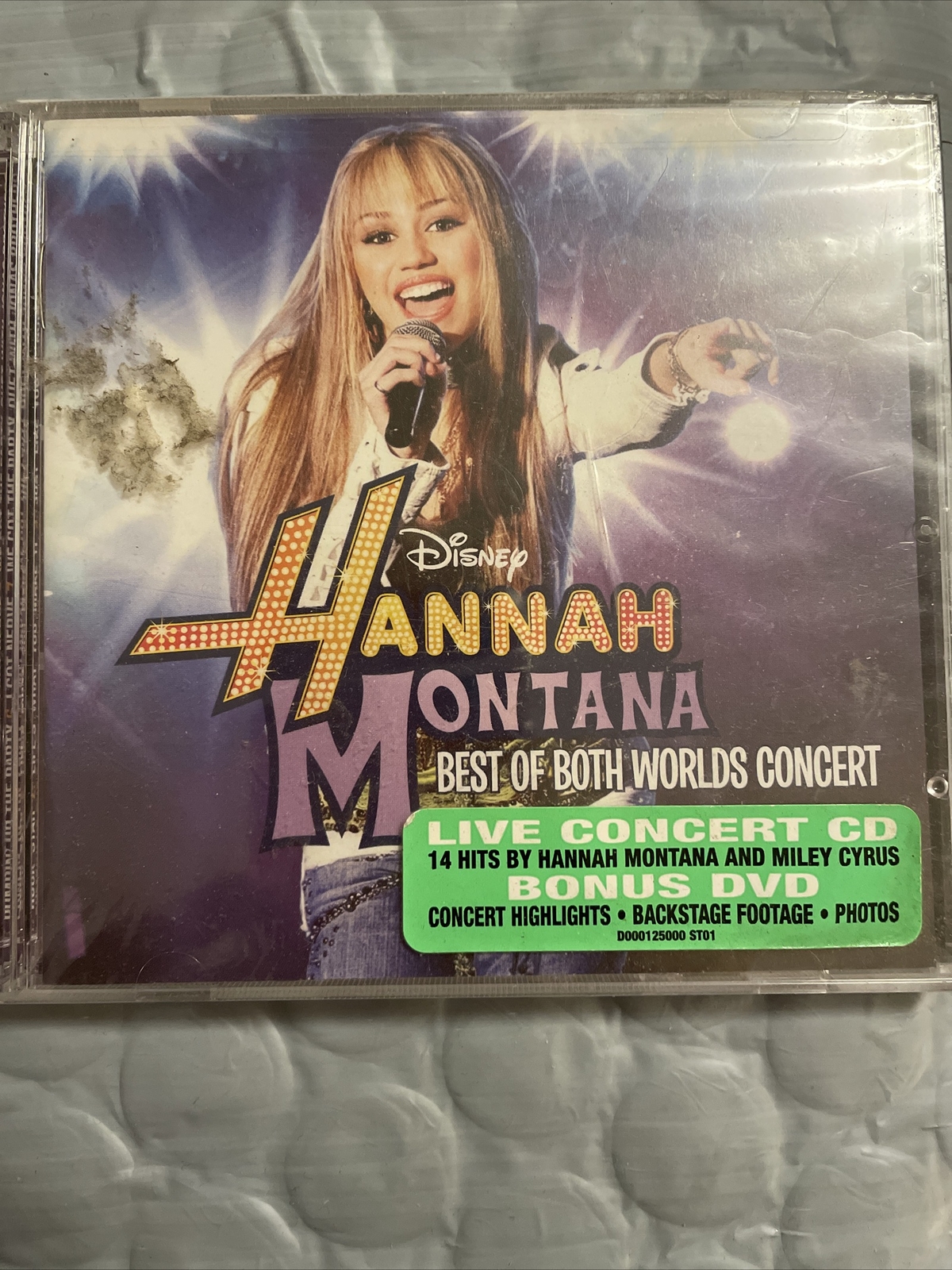 Disney Hannah Montana and Miley Cyrus Best of Both Worlds Concert Cd