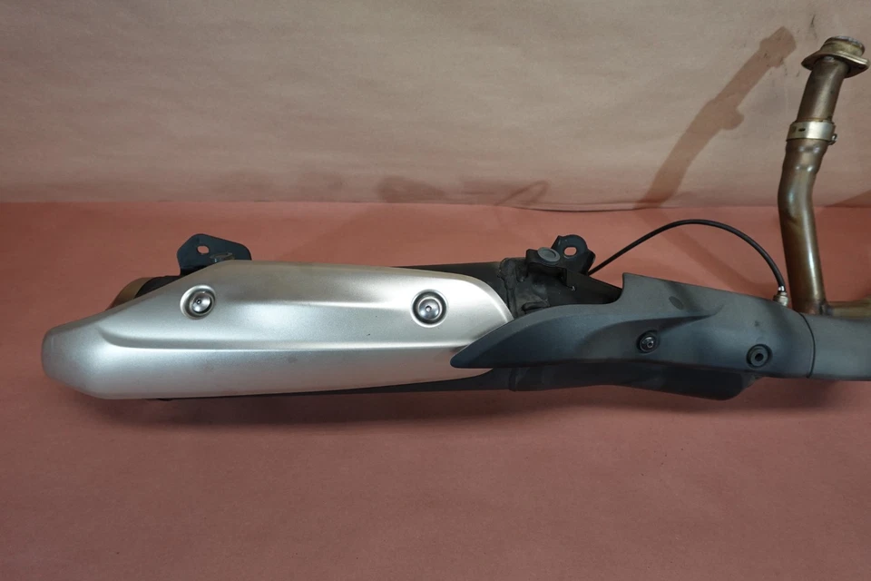 Silenciador de tubo de escape completo 12-15 Suzuki VSTROM 650 DL650 Foto 2 de 4