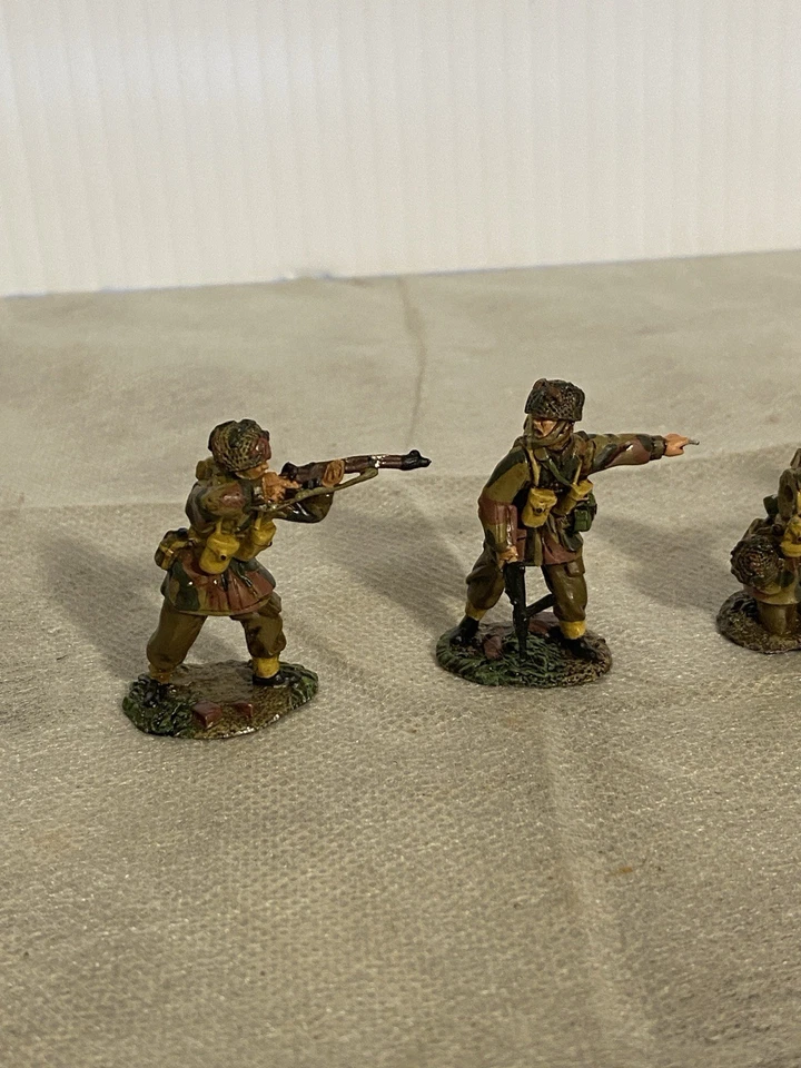 1/50 Corgi US59010 Forward March Segunda Guerra Mundial Conjunto de Paracaidistas Británicos Edición Limitada Sin Caja Foto 2 de 4