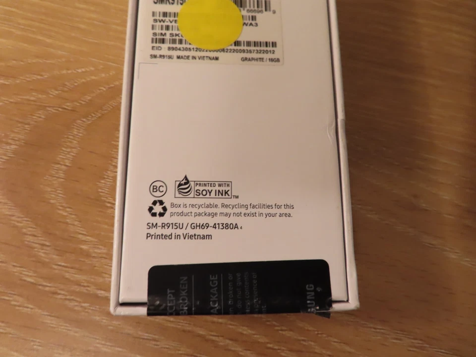 Samsung Galaxy Watch 5 44mm GPS LTE Unlocked (SM-R915) Black brand new sealed - Image 2 of 2