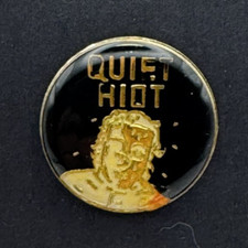 Lot G-0721: Vintage Quiet Riot Band Pin