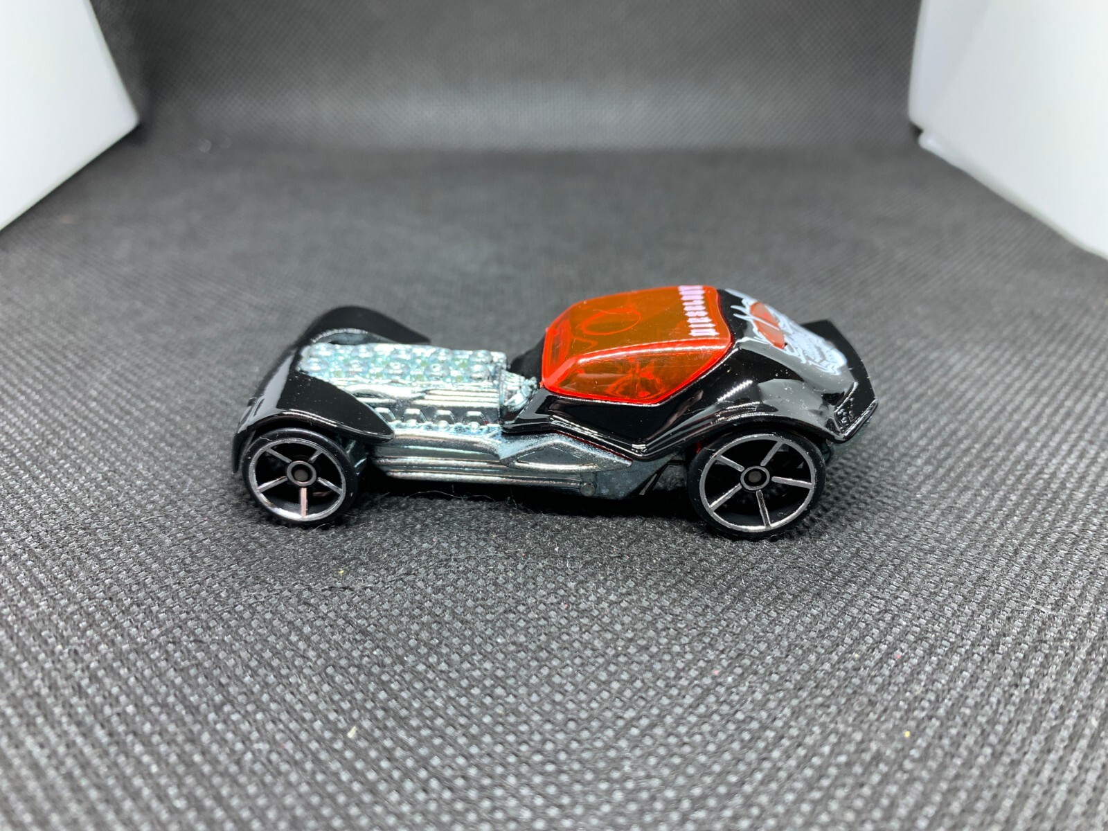 Picture 2 of 3