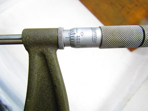 Lufkin #192-12 micrometer in original wood case - Picture 10 of 13