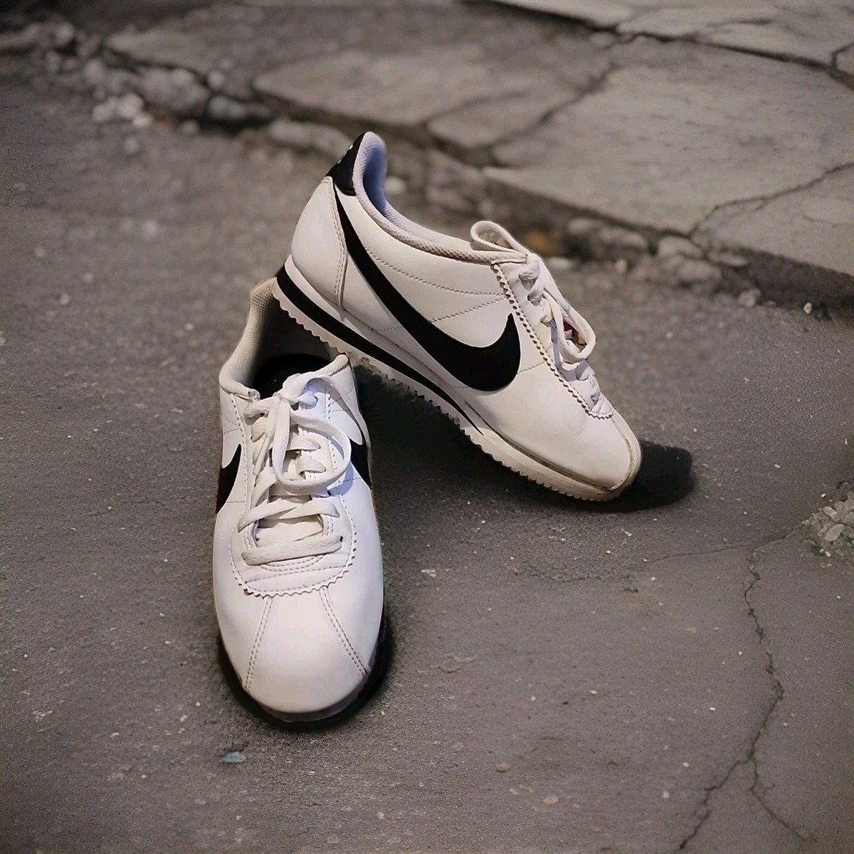 W NIKE CORTEZ ブラック/ホワイト 23.0 コルテッツ ナイキ スニーカー NIKE CORTEZ BASIC LEATHER white