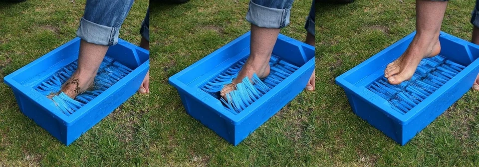 Lightweight & Durable Foot Bath for Sand-Free Days at Beach or Pool - 11x6x18 - Image 4 of 4