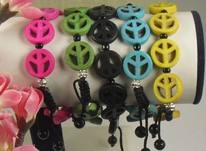 Lot of 5 mix color howlite  peace sign  bracelets/$0.85 combine s/h  (y313-w2.5)
