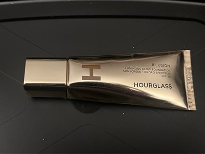 SEALED Hourglass Illusion Luminous Glow Foundation SPF 30 Full Size Shade 21