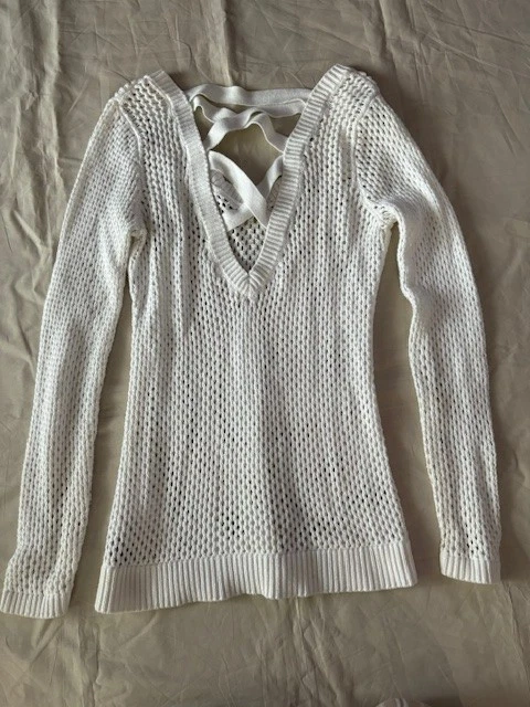 Guess Women's Sweater Size S White Open Knit Long Sleeve V Neck Crisscross Back - Image 2 of 4
