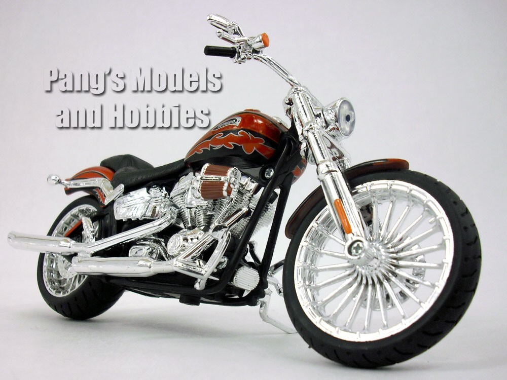 Harley - Davidson 2014 CVO Breakout 1/12 Scale Die-cast Metal