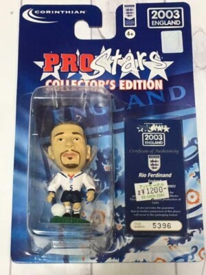 Corinthian Prostars Figure England, Ericsson, Gerrard, Beckham